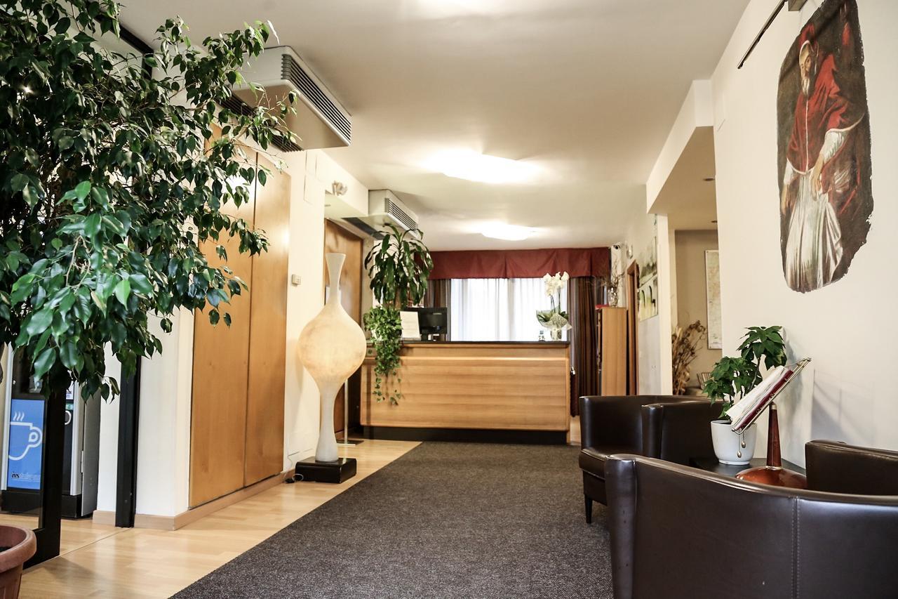 Sisto V Hotel Rom